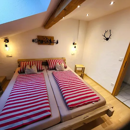 בית הארחה Haus Hoerterer | Chiemgau Karte גרסאו