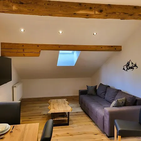 Haus Hoerterer | Chiemgau Karte Pensión *