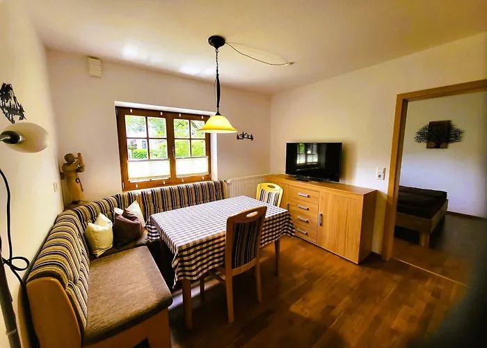 Haus Hoerterer | Chiemgau Karte Гостевой дом